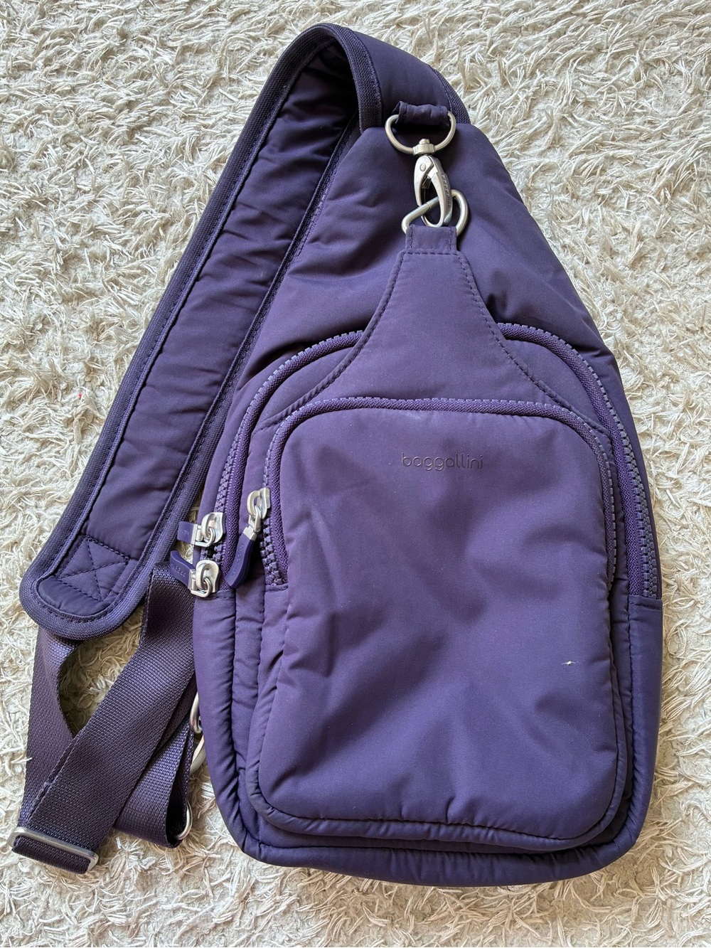 Baggallini Central Park Sling Bag Plum Twilight Puff